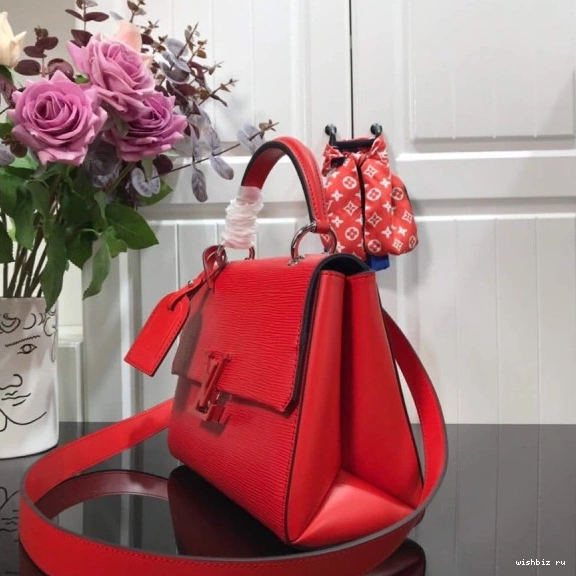 WIS GRENELLE VUITTON PM LOUIS 0128